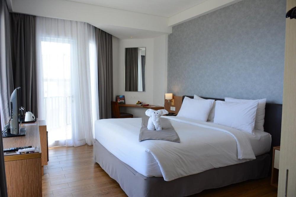 Swiss-Belinn Luwuk Exterior photo